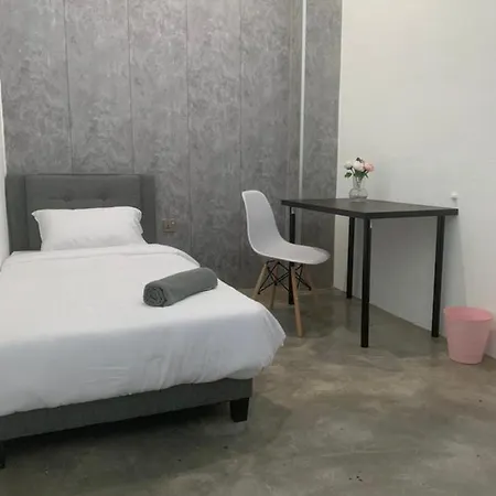 Kota Permai Mini Rest Room 99 Full Equipped